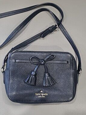 Kate Spade Hayes Street Arla Crossbody Bag – Black Pebbled Leather ✨